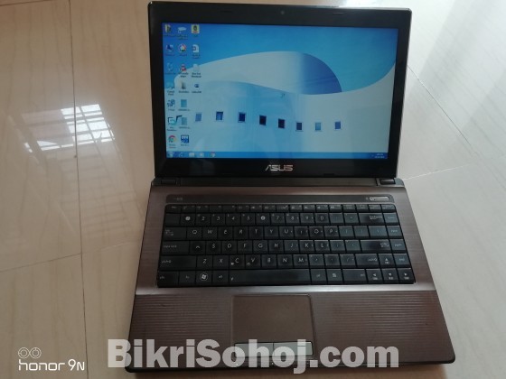 Asus laptop (4/500)